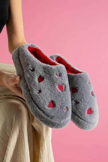 FUGA MODA Hartin Gray Heart Embroidery Patterned Plush Women's Silent Sole House Slippers