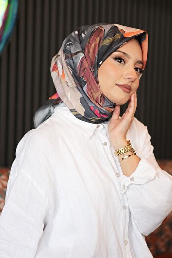 AFVENTE Rose Pattern Orange Cotton Scarf