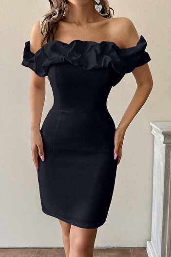 StreetWear Outlet Women's Medium Elegant Off-Shoulder Dress with Ruffles