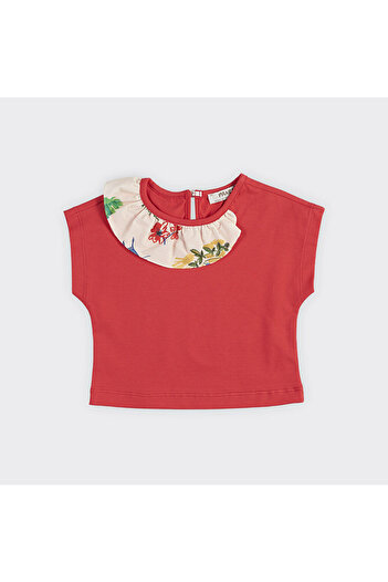 LC Waikiki Girl's T-Shirt with Ruffle Detail on the Collar