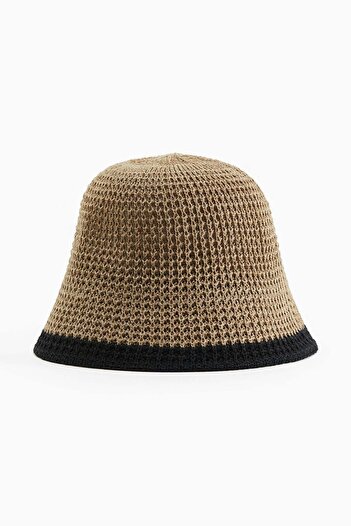 H&M Knitted bucket hat