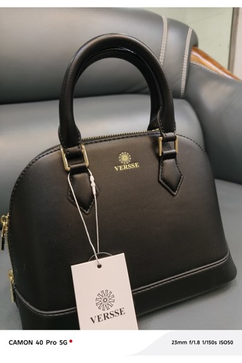 Vers Handbag and shoulder bag