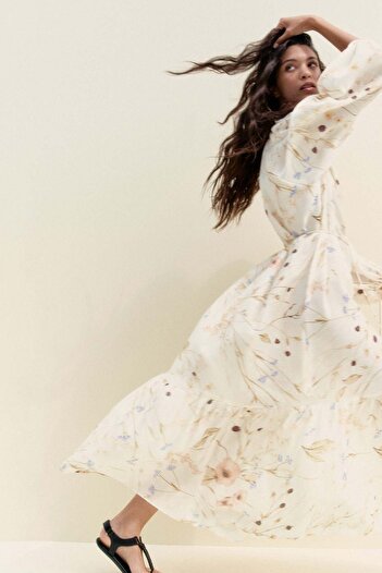 H&M Oversized tie-belt dress