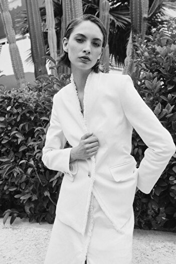 H&M Frayed blazer