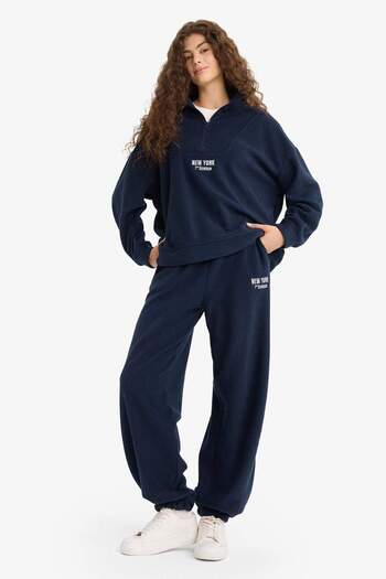 DeFacto Standard Fit Waist Lace-Up Pocketed Fleece Sweatpants Y2650Az25Wn