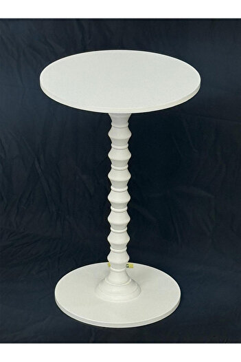 DEC26 Small side table with a sophisticated carved design