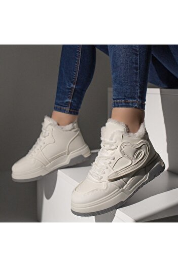 BMoD Women's white sport boots with a thick sole MOD10855