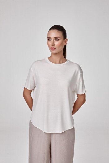relactive Women's Ecru Short Sleeve Round Neck Modal Basic T-Shirt C1T2N5O2