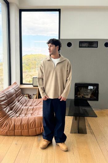 Flaw Wear Zippered Polo Neck Sweatshirt