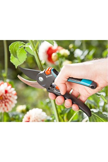 Gardena Garden shears, steel blade, plastic handle, ergonomic