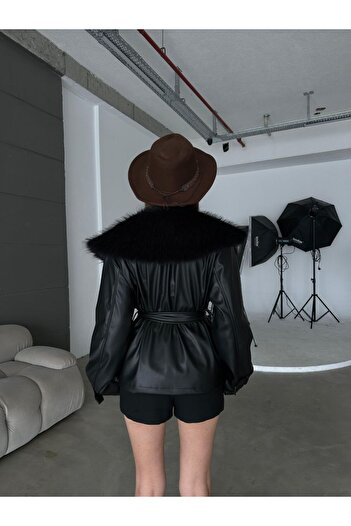 VESS MODA Collar Fur Detail Brand Model Belted Leather Trench Coat