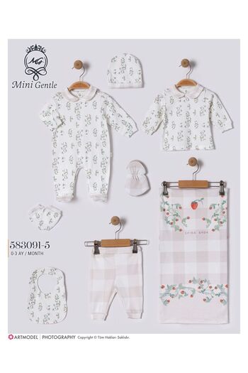 Baby shine 8-piece Turkish set with strawberry design