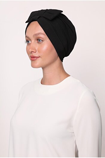 Levidor Black Bow Cross Bonnet