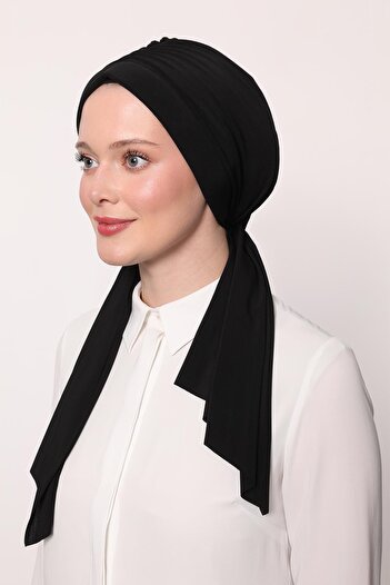 Levidor Black Butterfly Pattern Ready Shawl