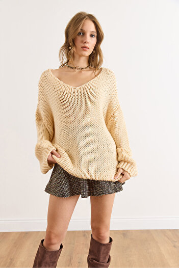 Olalook Women's Beige V-Neck Open Knit Oversized Sweater KZK-19001018