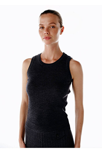 Knitss Sleeveless Extrafine Merino Wool Blend Knitwear Top Dark Gray