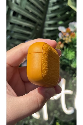 NFTECH AirPods 3. Generation-Compatible Leather Case with Strap Attachment