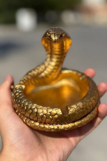 Kingdom of 3D Snake Ashtray