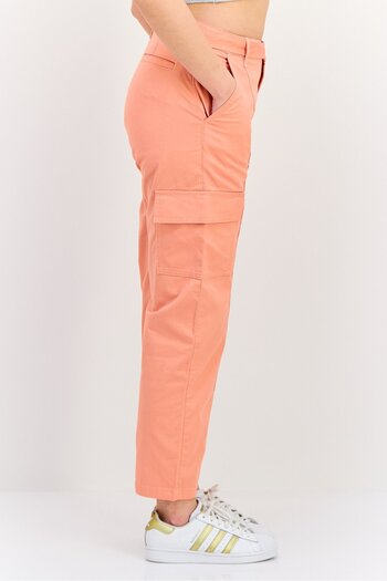 Levi's Women Regular Fit Solid Stretchable Cargo Pants, Coral