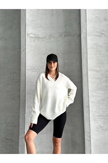 MODAMERSİ Women's White V-Neck Oversize Knitwear Sweater