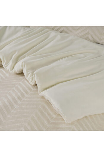 Sleeptime Chevron Teddy Creme Bedding Set