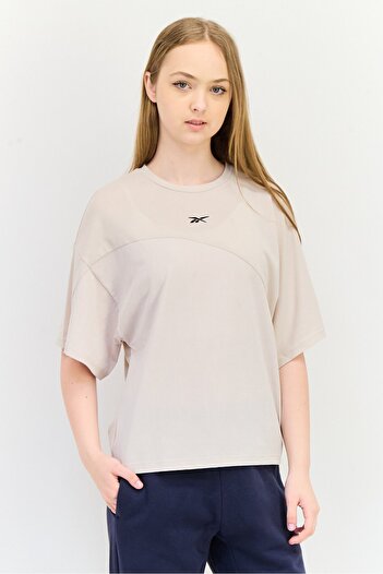 Reebok Women Sportswear Fit Short Sleeve Outdoor T-Shirt, Beiege