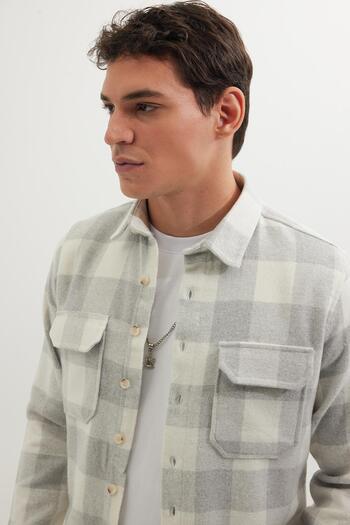 Tudors Men's Slim Fit Slim-Fitting Long-Sleeved Flap Double-Pocket Plaid Winter Lumberjack Shirt