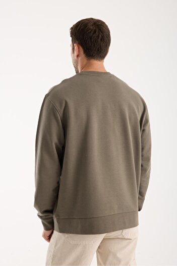 Store 100% Cotton Relaxed Fit Crew Neck Sweatshirt - Ideal for Everyday Wear