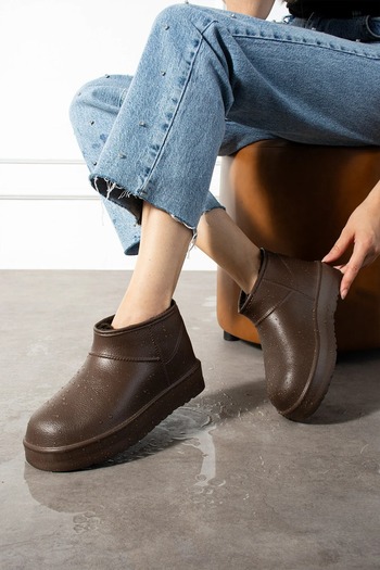 Lively Stylish Mira Su Geçirmez İçi Suni Kürklü Soğuk Hava Dayanıklı Kalın Taban Kadın Bot