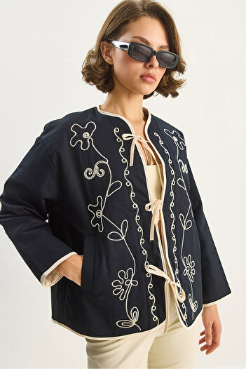 Bianco Lucci Women's Embroidered Pocket Detailed Lined Jacket 60529 60283658