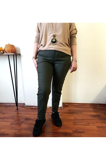 Butik Şans Pocket Detailed Carrot Cut Lycra Fabric Trousers