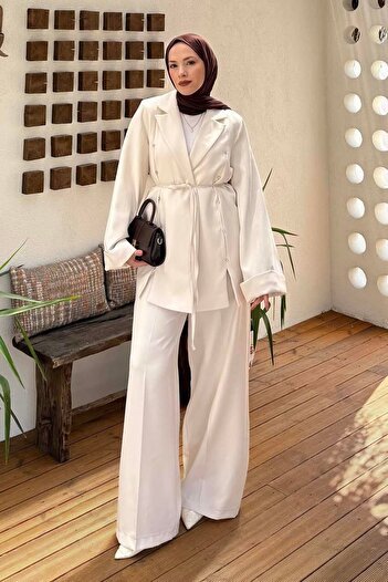 lamelif Deep Pen Detailed Hijab Suit Stone