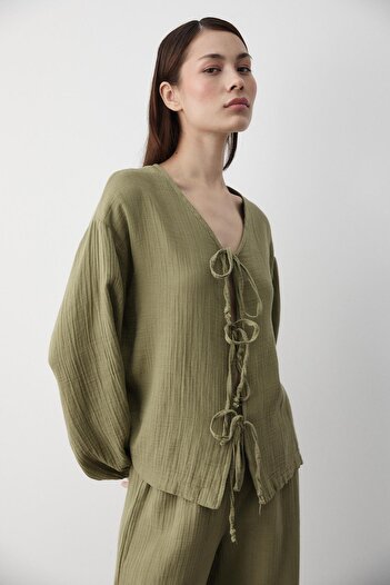 Laluvia Khaki 100% Cotton Tie-Up Blouse Pants Set