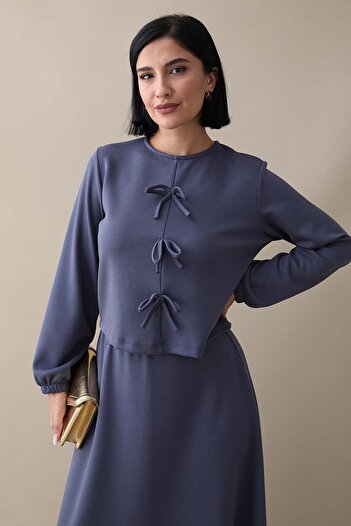 InStyle Модальний комплект з темно-синьою спідницею з стрічками