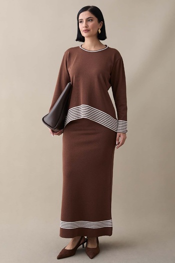 InStyle Bitter Brown Σετ με Φούστα Piping Stripe