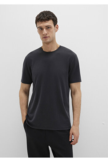 Mavi Crew Neck Black Basic T-Shirt Regular Fit / Regular Cut 0612865-900