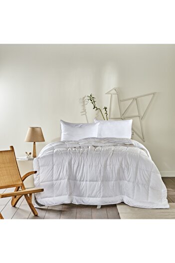 Linens Luxury Bamboo King Quilt