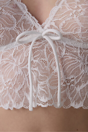 Penti Off-White Floral Lace Crop Bralette with Accessories