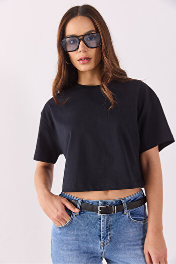VENA Black Crop Top Tshirt