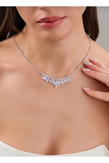 Mihra Aksesuar Leaf Model Necklace Earring Set with Crystal Stones