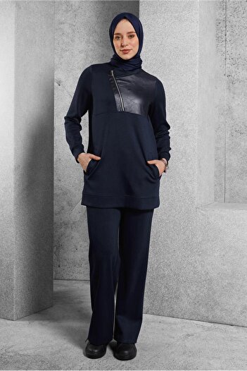 Alvina Sweatpants Suit with Trousers Model: 45286