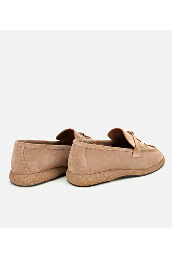 Hotiç Kadın Süet Deri Vizon Gold Aksesuarlı Klasik Loafer