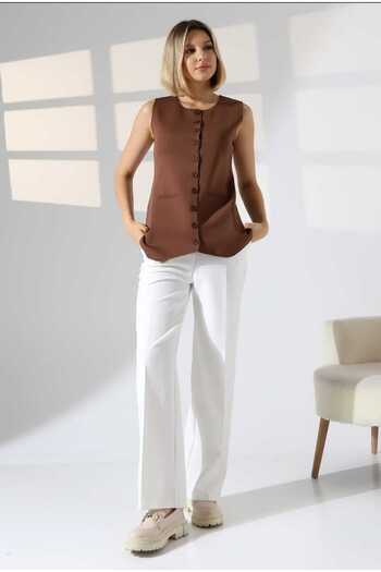 Leo Ferre Women's Brown Knitwear Zero Sleeve Long Vest.