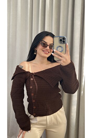 Butik Aci Brown Front Buttoned Blouse