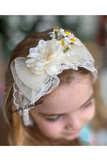 QUEEN AKSESUAR White Girls' Baby Hair Band Bandana with Lace Tulle Bow and Floral Daisy Fancy Design Special Day