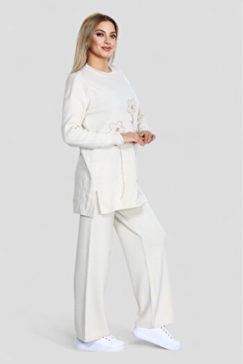 NEWCO Stone-Embroidered Daisy Textured Side-Slit Detail Wide-Leg Two-Piece Knitwear Set -87914623