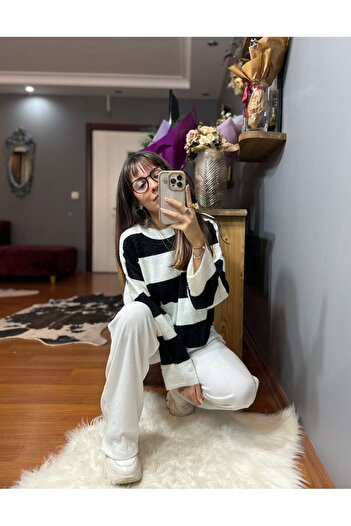 LUJJE Ribbed Cotton Fabric Soft Sweatpants (Not Oversized)