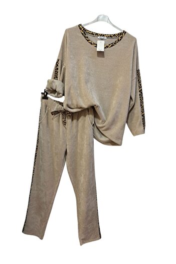 AGORATEKSTİL Women's Italian Leopard Print Velvet Suit