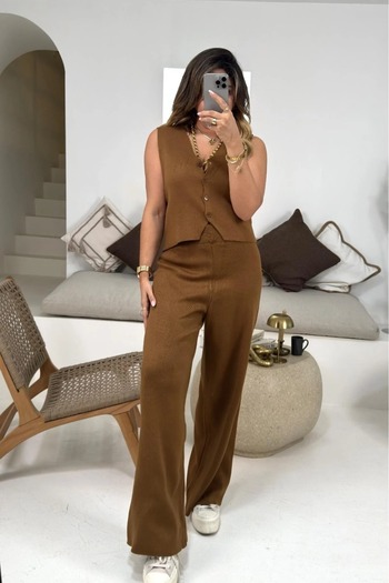 Cemre Life Women's Button Detailed - Vest Pants Knitwear Set