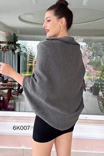 LE CARAMBOLE Women's Anthracite Tassel Detailed Knitwear Poncho
